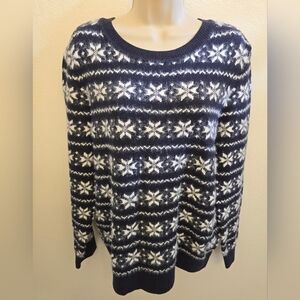 NWT Nautica Ladies Dark Navy Blue Snowflake Sweater